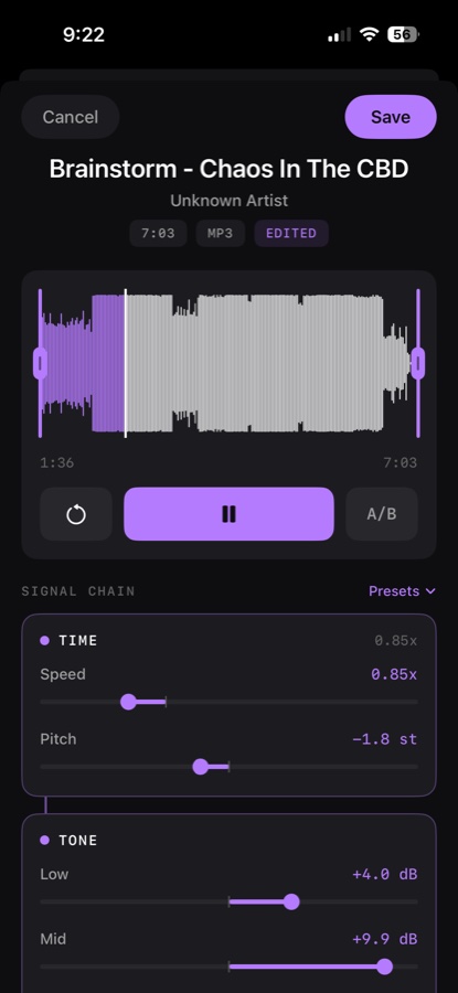 OmniMusik Studio with waveform, trim handles and playback controls